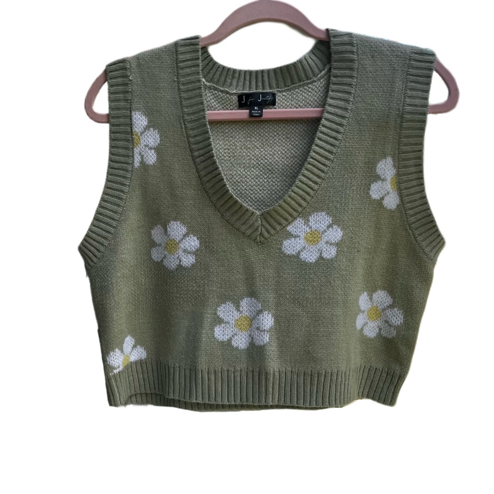 J for Justify - Daisy Pattern Sweater Vest
